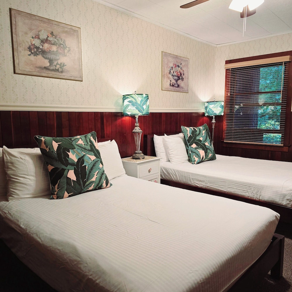 Miranda Gardens Resort - photo 253