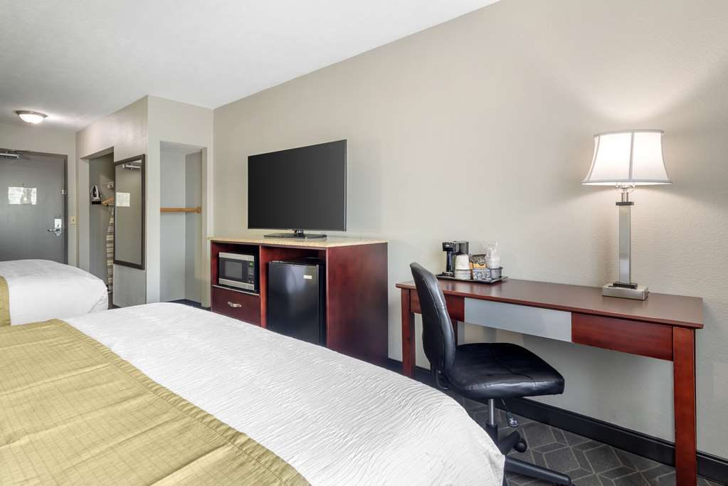 Best Western Auburn Opelika Inn - photo 18