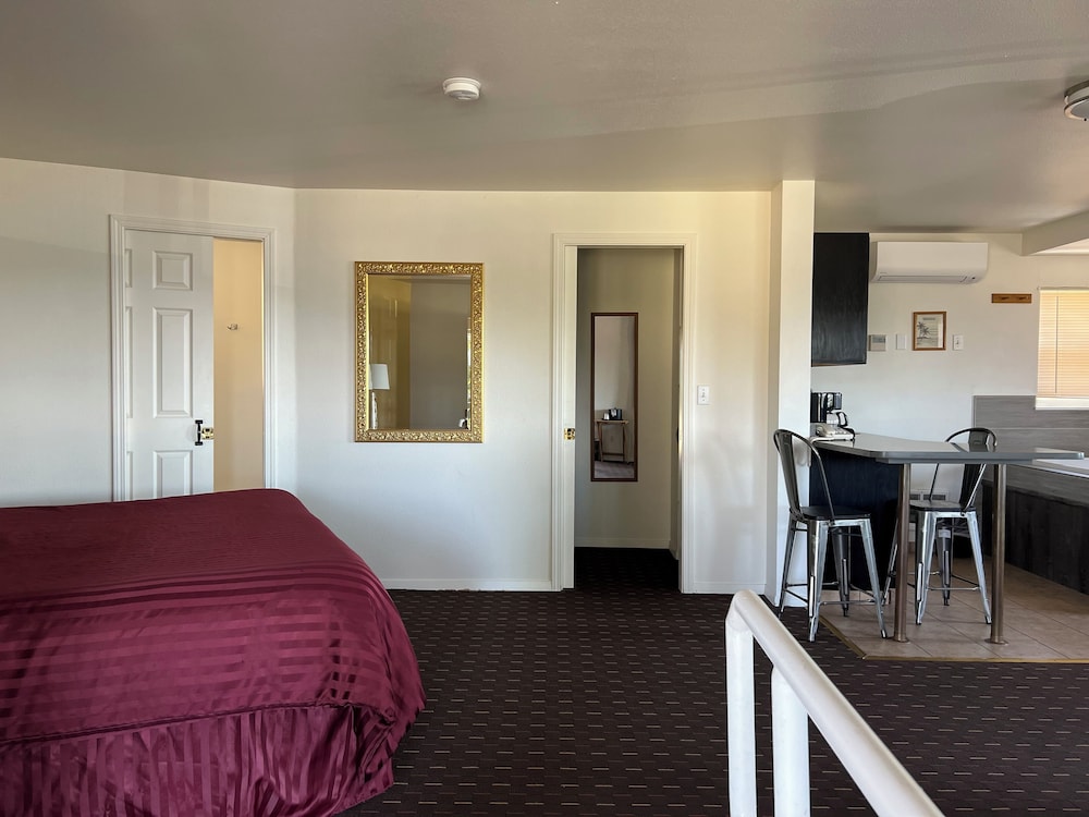 Port Townsend Inn - photo 56