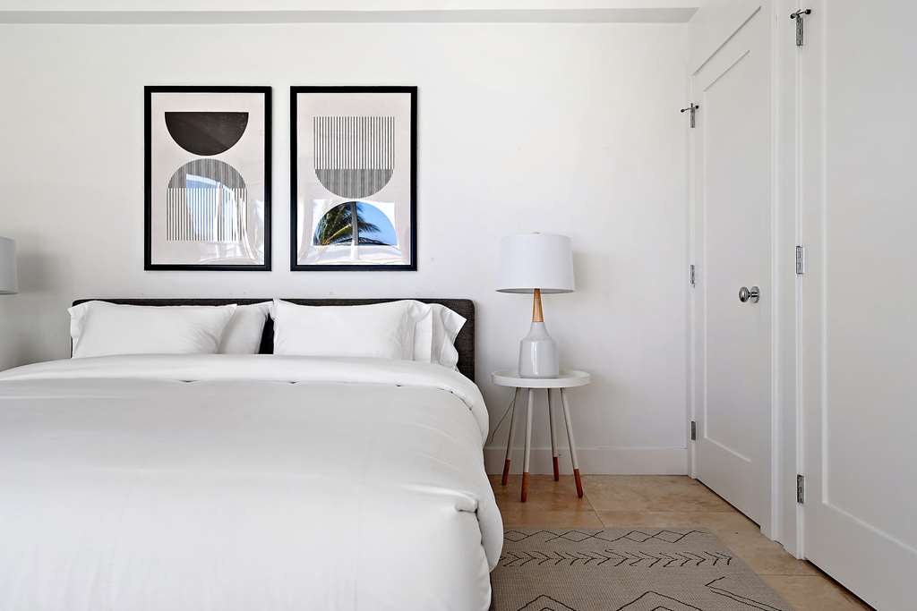 The Ambassador Hotel - photo 2