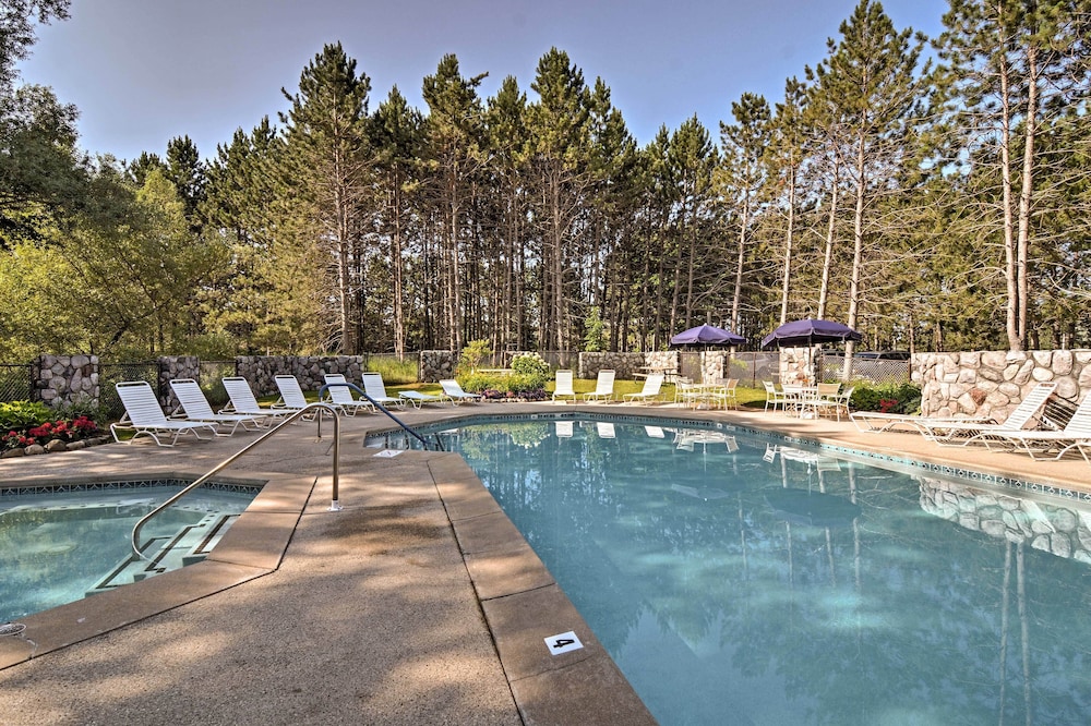 Resort Style Harbor Springs Home Near Ski Resort 17331660 — Harbor Springs