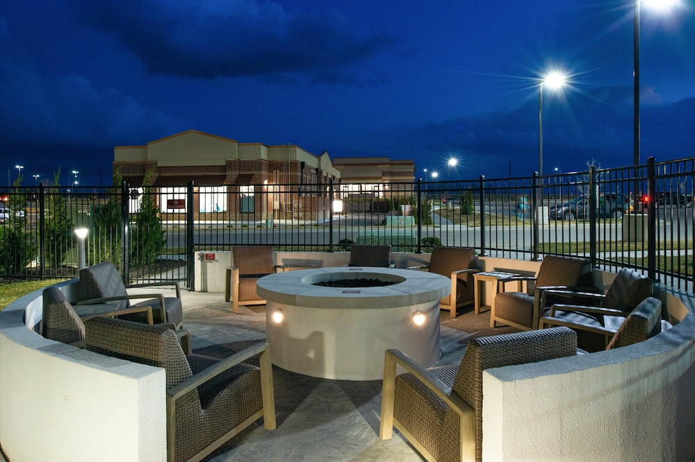 Four Points by Sheraton Kansas City Olathe - photo 23