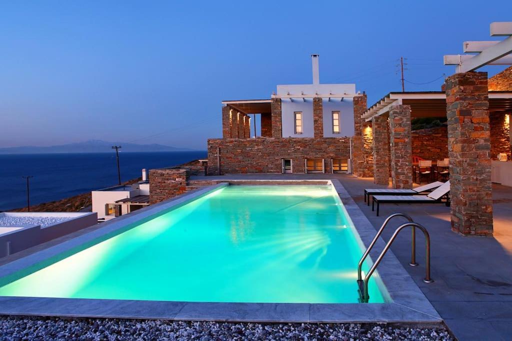 Villa Litharia Enchanting Location And View — 4-Star Luxury Hotel in Kea, Greece