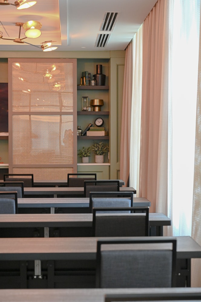 Six South St Hotel - photo 37