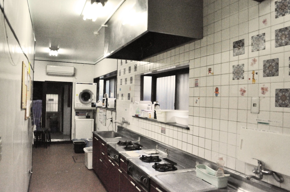 Ofu Jyoshi Kaikan 1st building Caters to Women