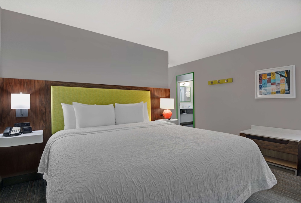Hampton Inn Charlotte Monroe - photo 14