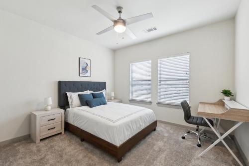 Chisholm Trace 933 I Spacious 1Bed 1 Bath — 4-Star Luxury Hotel in Cleburne, United States
