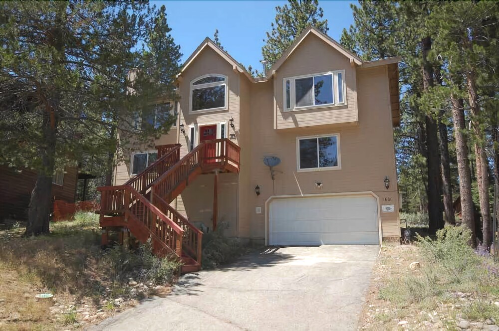 1601 Zapotec — South Lake Tahoe