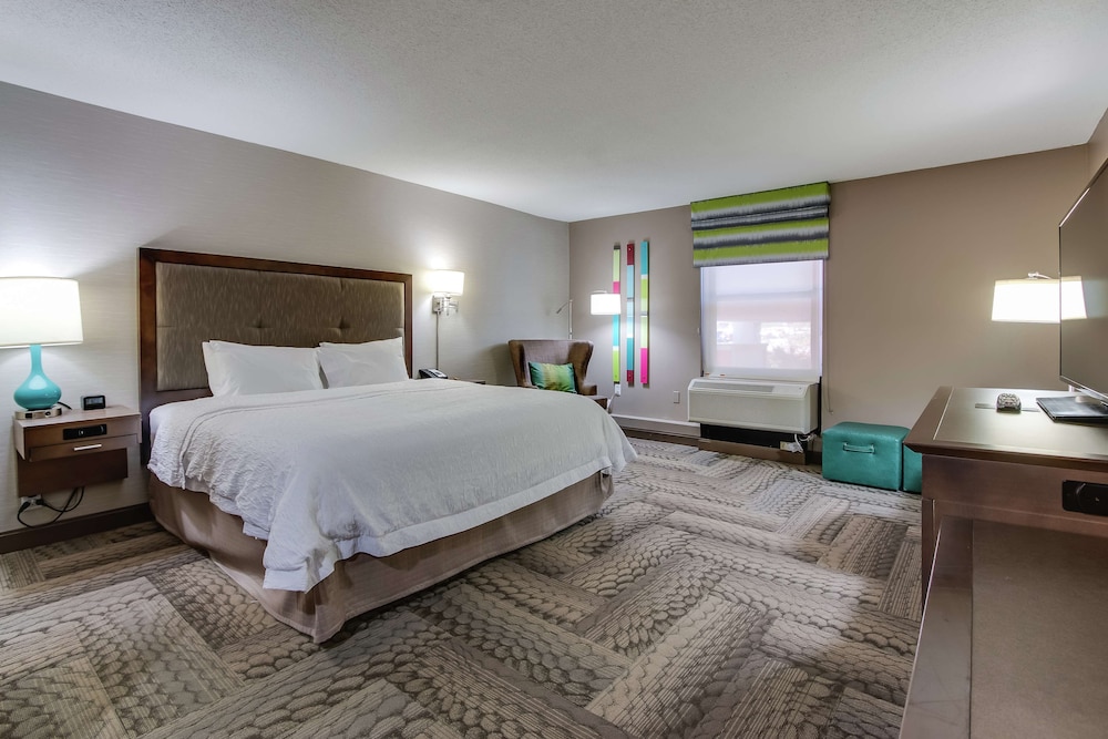 Hampton Inn Dickson - photo 22