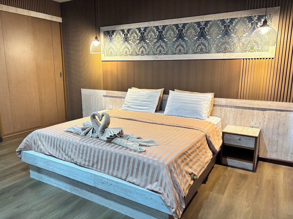 Le Park 23 Boutique Resort in Roi Et, Thailand