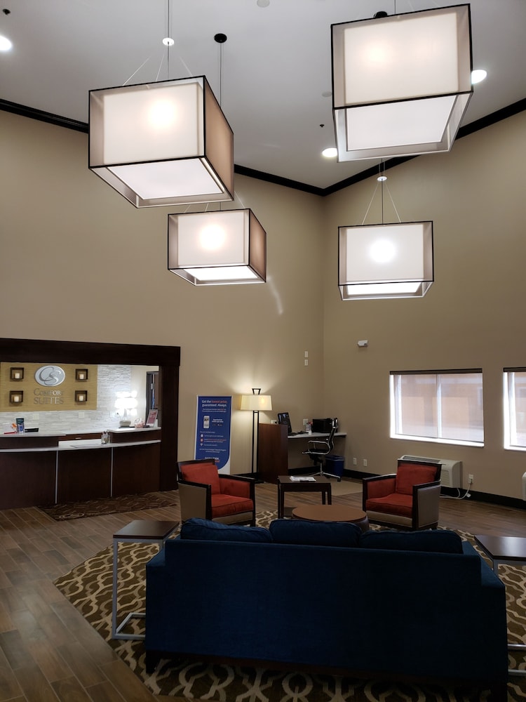 Comfort Suites Sioux Falls - photo 2