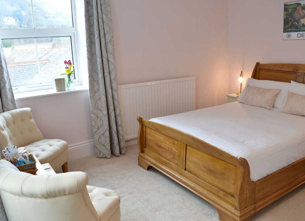 East Lyn House — 4-Star Luxury Hotel in Lynton, United Kingdom