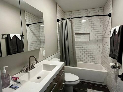 Downtown Albany 1 Bed Workstation @ Maiden Lane