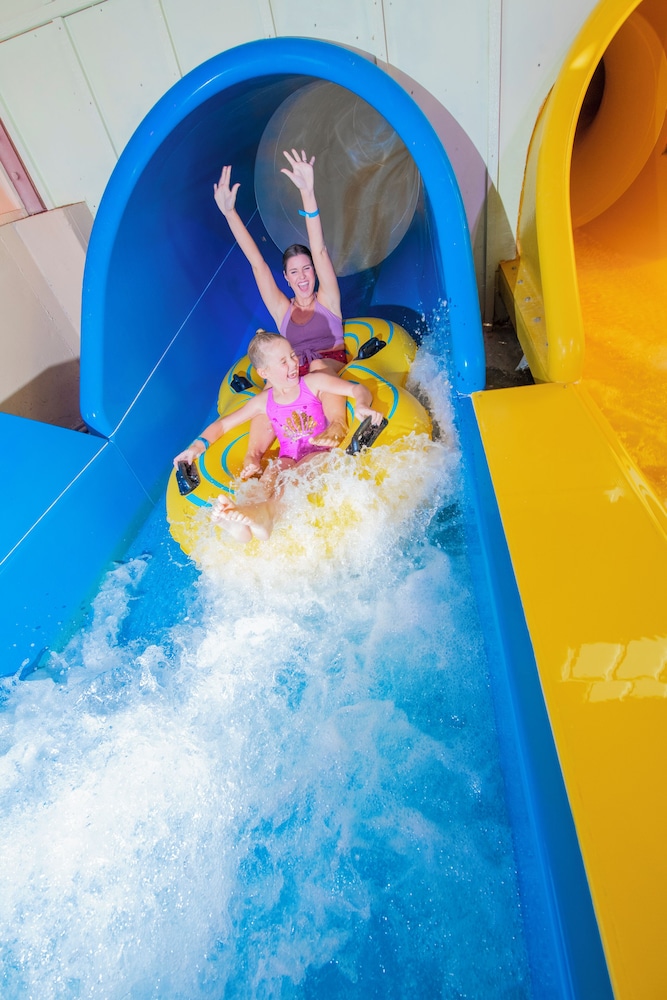 Grand Country Waterpark Resort - photo 14