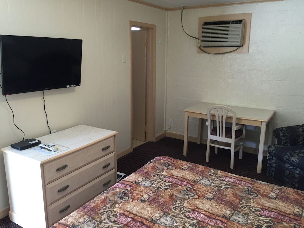 Withlacoochee Motel - photo 9