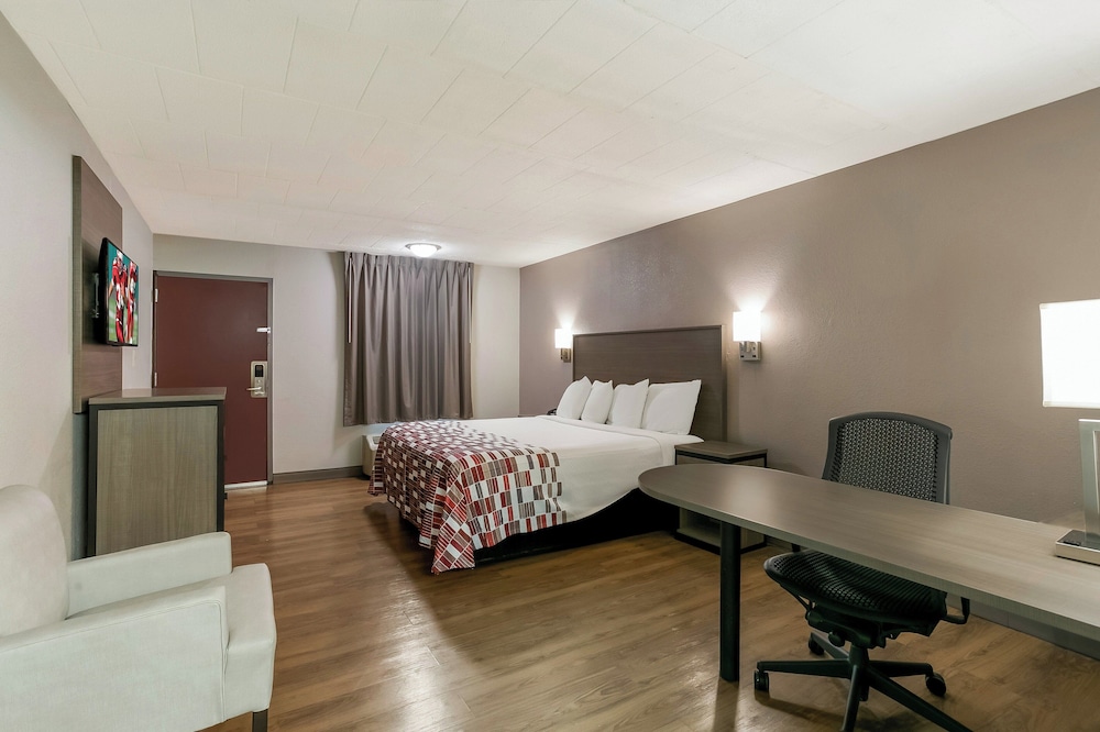Red Roof Inn Baltimore - photo 17
