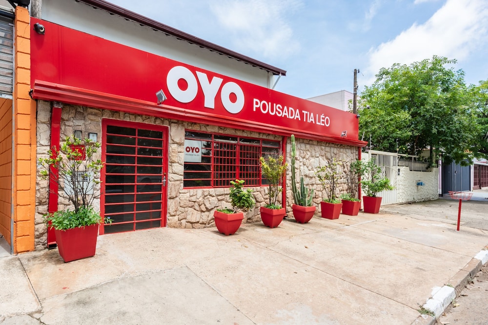OYO Pousada Tia Léo Campinas — 4-Star Luxury Hotel in Campinas, Brasil