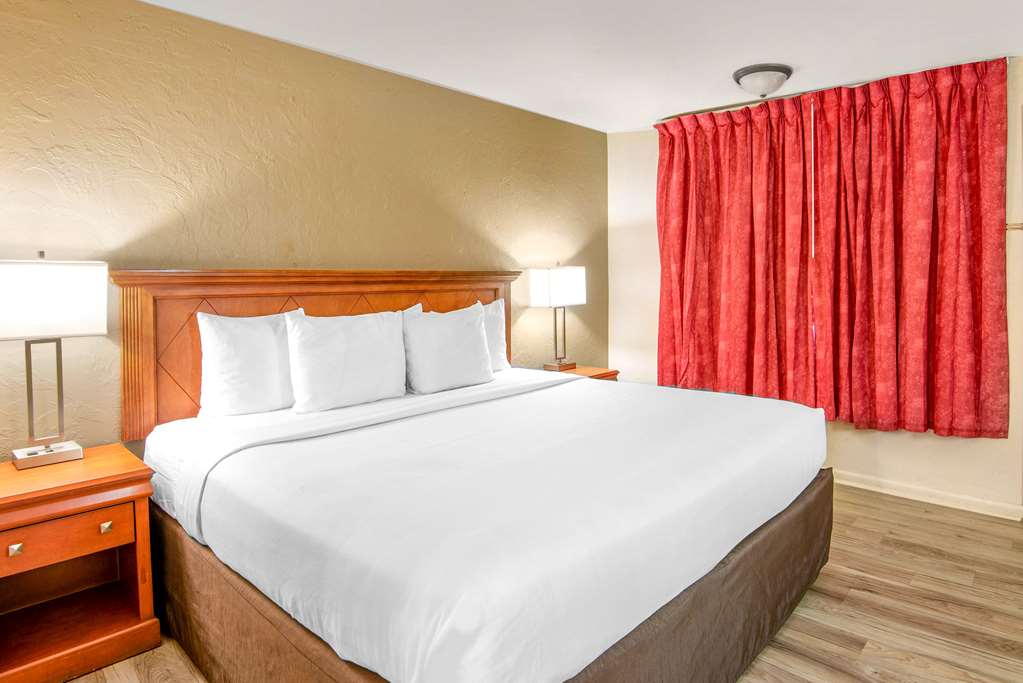 Econo Lodge Inn & Suites Durango - featured photo