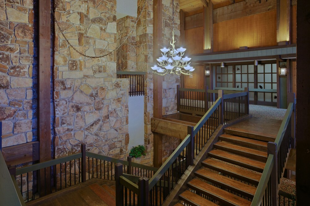 Salt Fork Lodge and Conference Center - photo 41