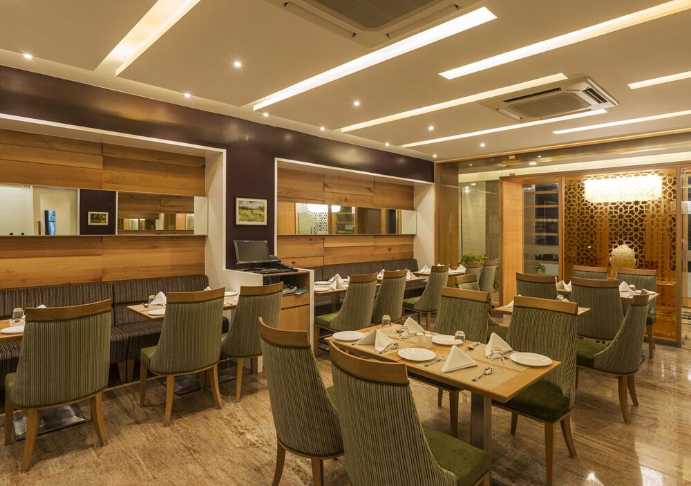GCC Northside Hotel - last minute hotel in Mumbai