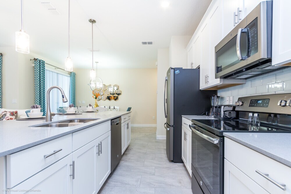 Storey Lake 4832 Romeo Circle - photo 5