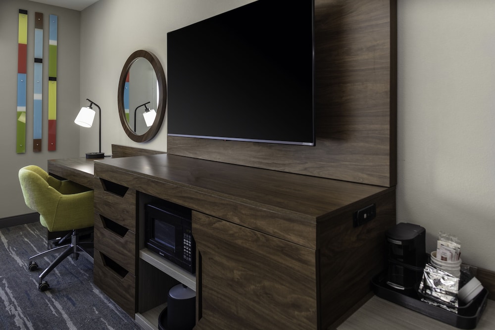 Hampton Inn and Suites by Hilton Indianapolis West Speedway - photo 5