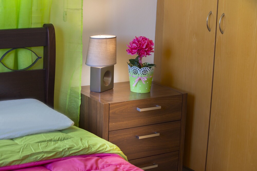 Mackenzie Rose Suite