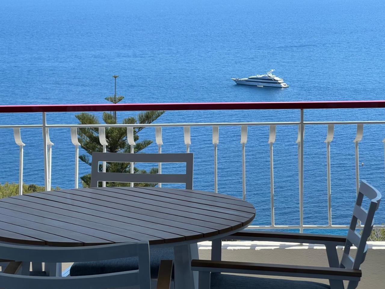 Mybluevista Luxury Panoramic Sea View Apartments Cap D Ail Near Monaco — 4-Star Luxury Hotel in Cap-D'ail, France