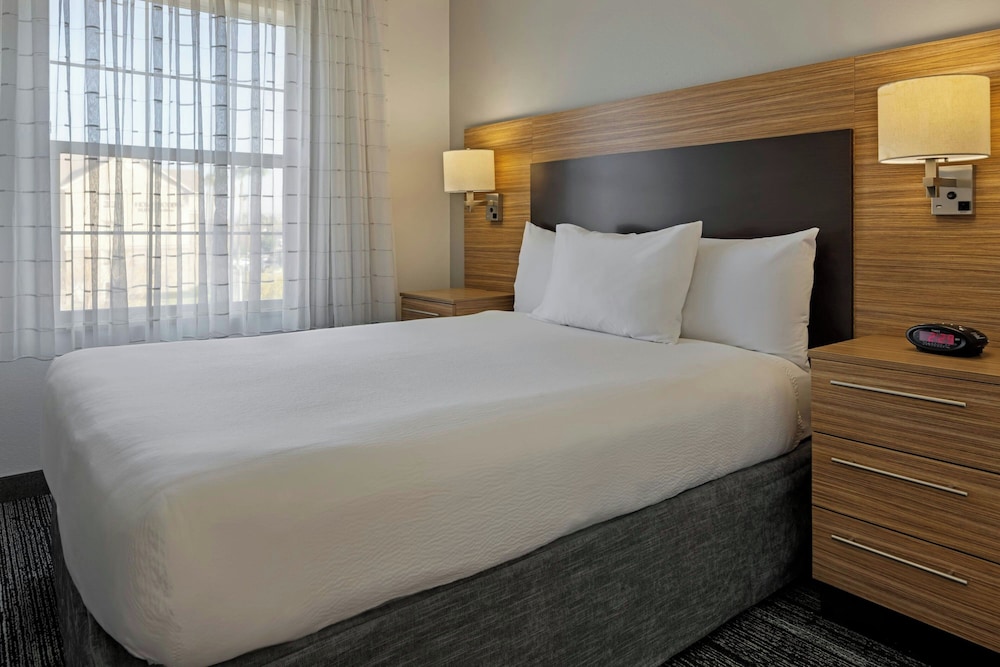 TownePlace Suites by Marriott Ontario Airport - photo 10