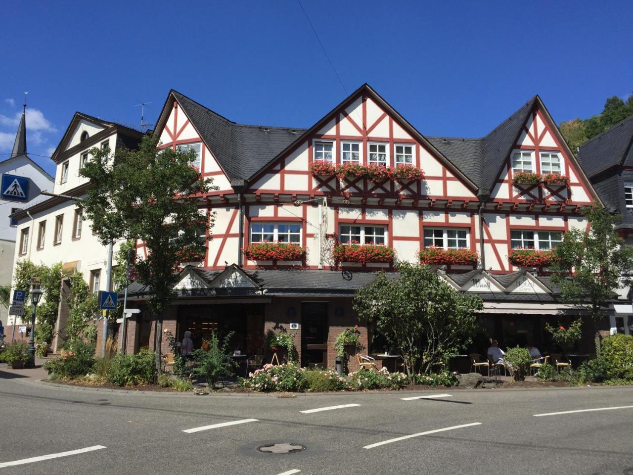 Hotel Garni Und Cafe Maaß — hotel in Braubach
