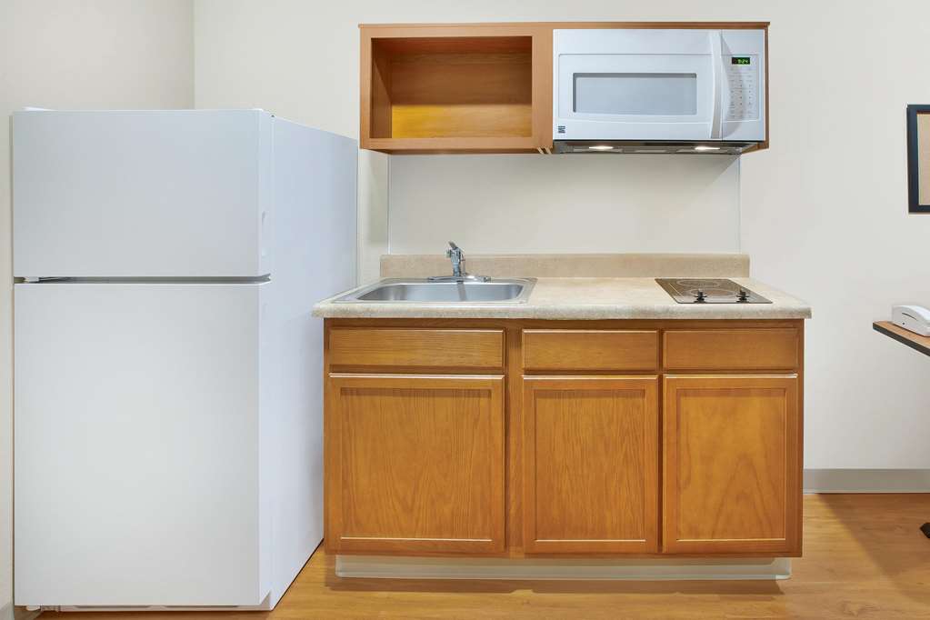 WoodSpring Suites Columbus Urbancrest - photo 7