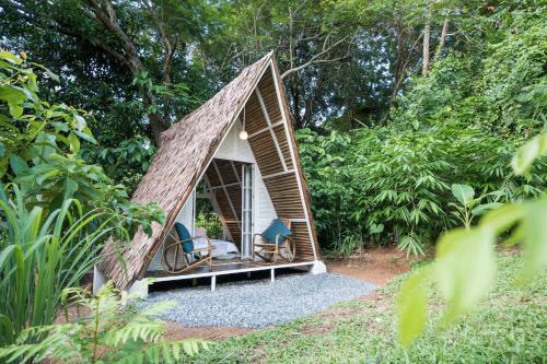 MANGO Nest at the Garden Self Service without Kitchen pet-friendly hotel Santa Rita