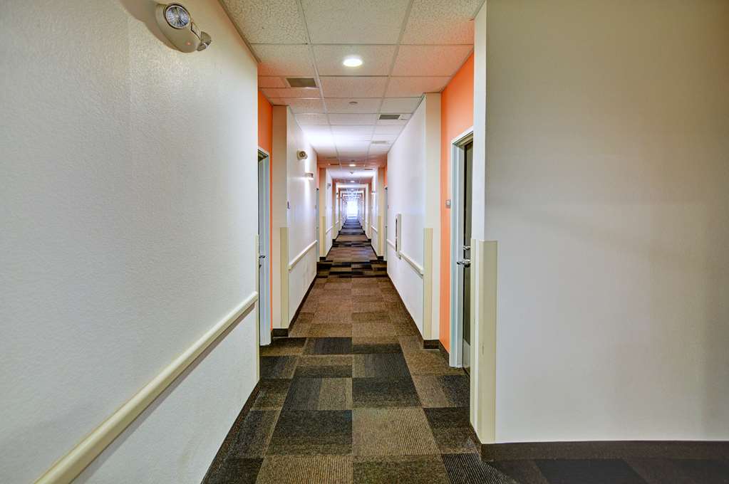 Motel 6 Roanoke TX Northlake Speedway - photo 25