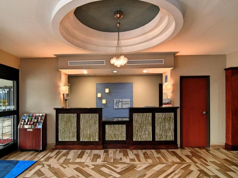 Holiday Inn Express & Suites Roanoke Rapids SE by IHG - photo 18