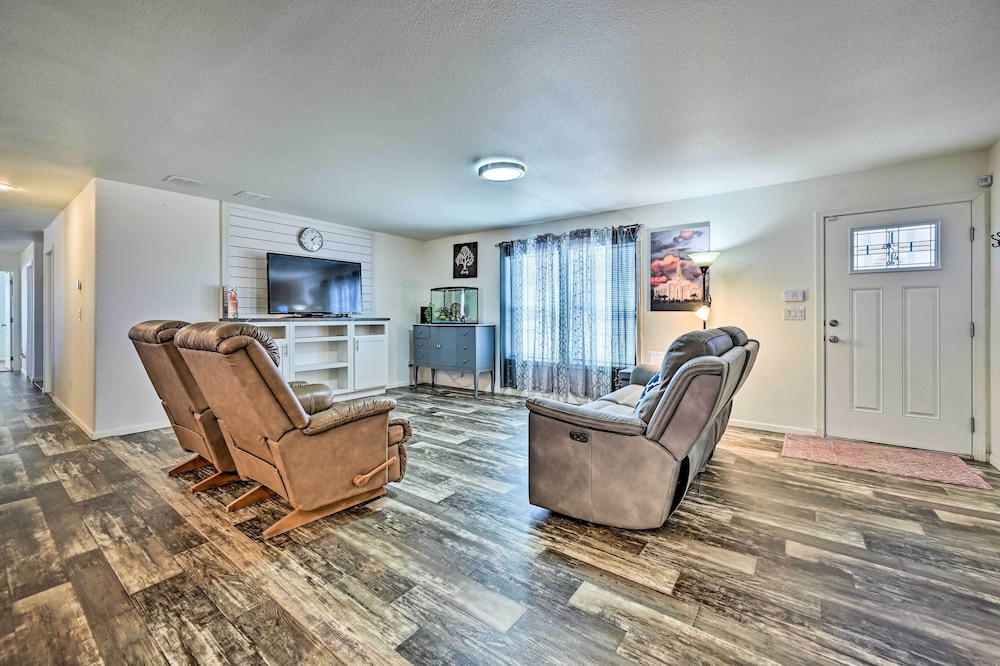 Modern Prescott Valley Home On 2 Acres 17950477 — Prescott Valley