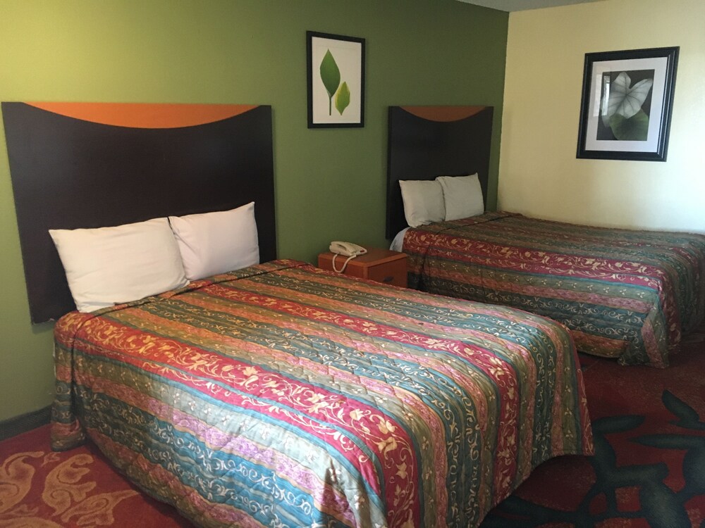 Executive Inn Odessa - photo 6