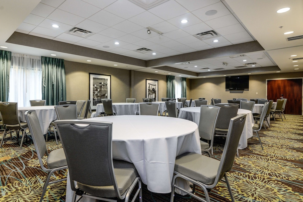 Hampton Inn Brighton - photo 72