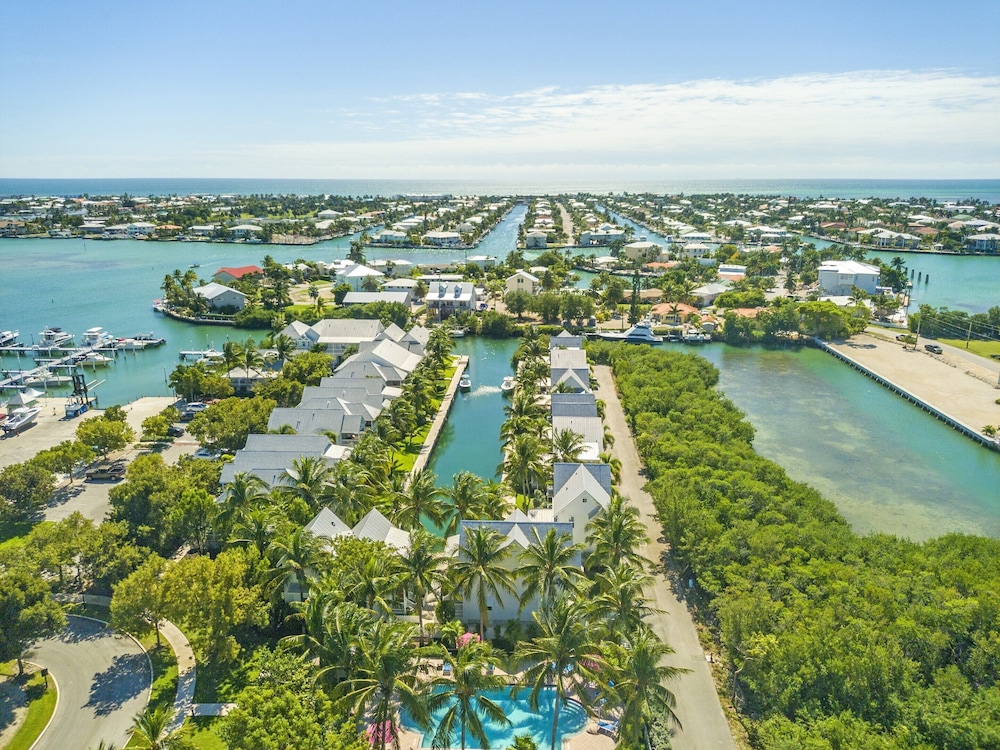 Coral Lagoon Resort Villas & Marina by KeysCaribbean - photo 77