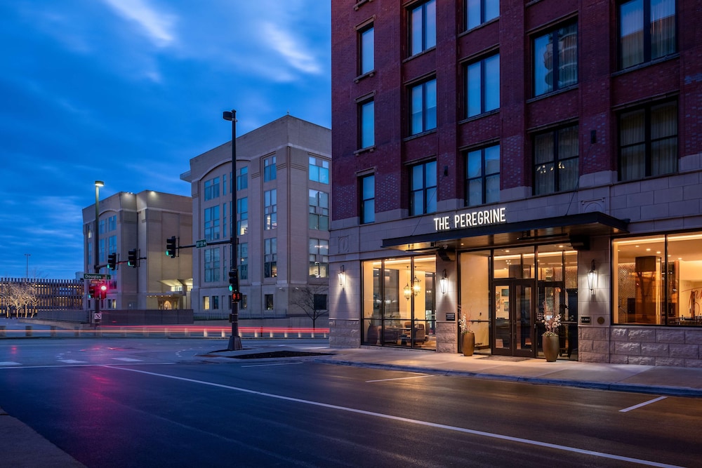 The Peregrine Omaha Downtown Curio Collection by Hilton - photo 92