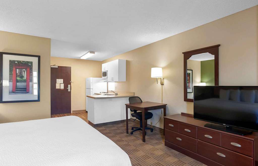 Extended Stay America Suites Los Angeles Chino Valley - photo 24