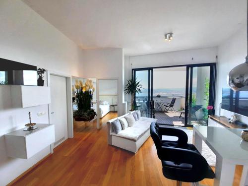 Lux Luxury Sea and Mountains View Apartment NEW — 4-Star Luxury Hotel in Koper, Slovenia