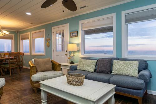 Diamond In The Rough by Oak Island Accommodations - photo 6