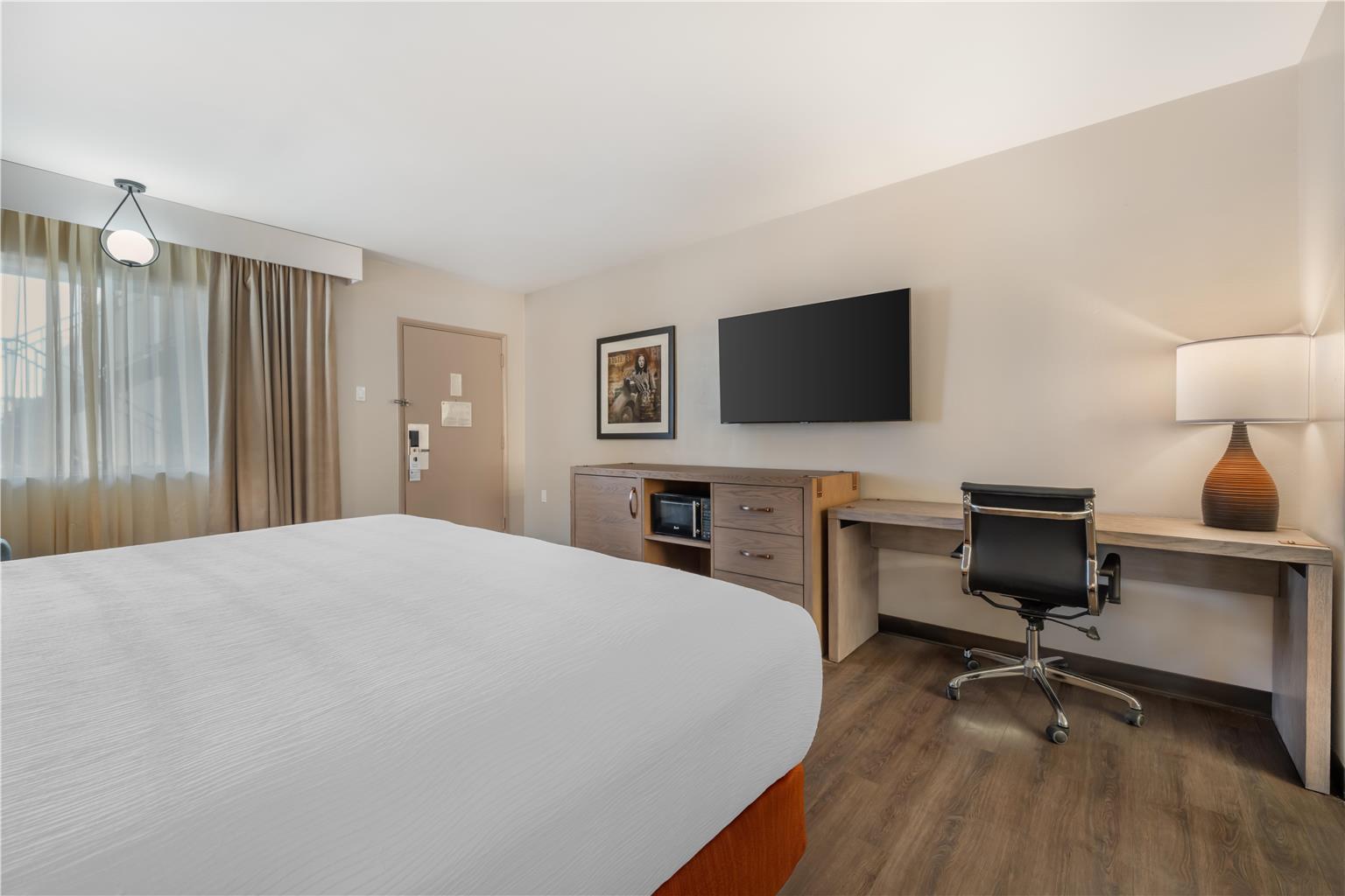 Best Western Plus King's Inn & Suites - photo 34