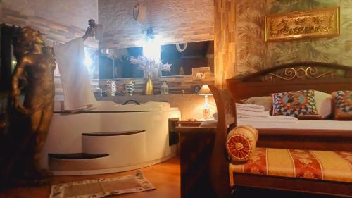 L'antico vicolo — 4-Star Luxury Hotel in Nunziata, Italy