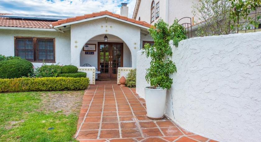 Kate Stanton Inn — 4-Star Luxury Hotel in Encinitas, United States