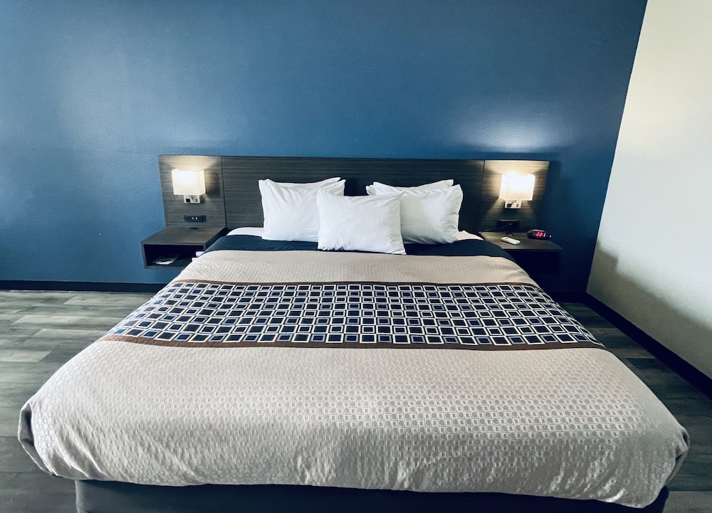 Americas Choice Inn And Suites - photo 4