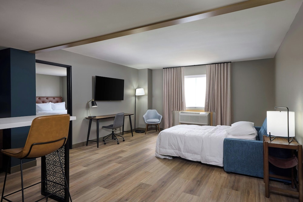 Four Points by Sheraton Englewood - photo 22