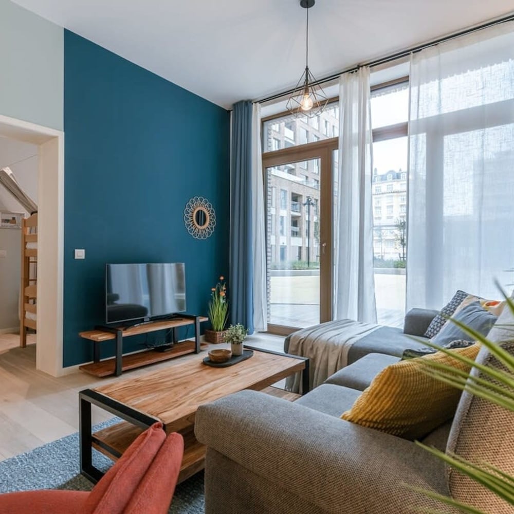 Bright Apartment Near the Beach — 4-Star Luxury Hotel in Ostend, Belgium
