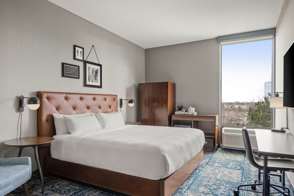 Four Points by Sheraton Chicago Westchester Oak Brook - photo 9