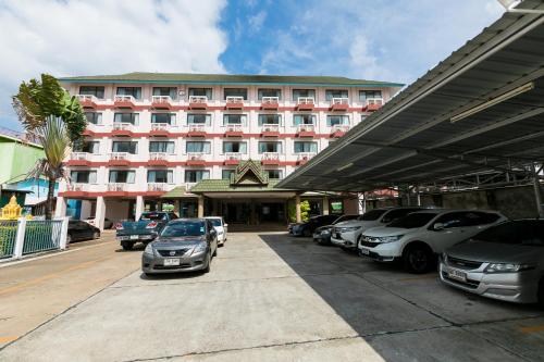 Tokyo Hotel - last minute hotel in Ubon Ratchathani